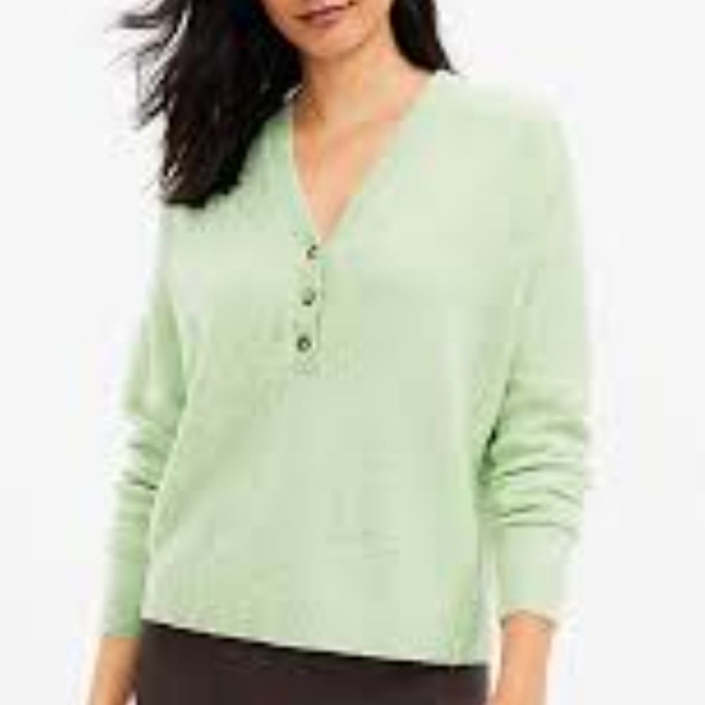 Lou & Grey Green Speckled Cozy Sweater Size Small